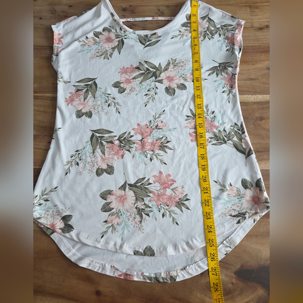2/20$ Ardene Pastel Floral Top, Soft Girl / Coquette Aesthetic - size L - Picture 12 of 13
